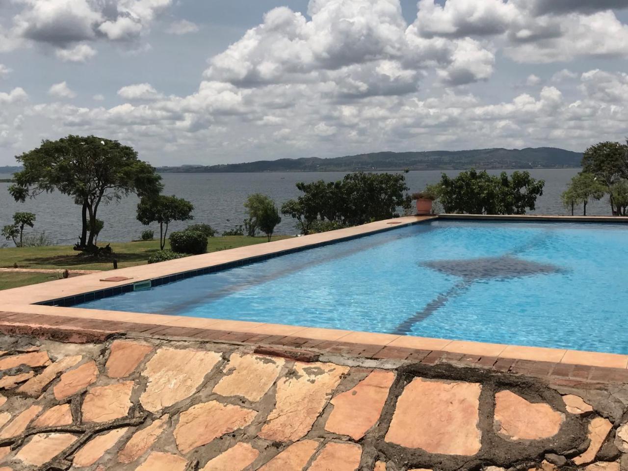 הוילה ג'ינג'ה Samuka Island Retreat מראה חיצוני תמונה