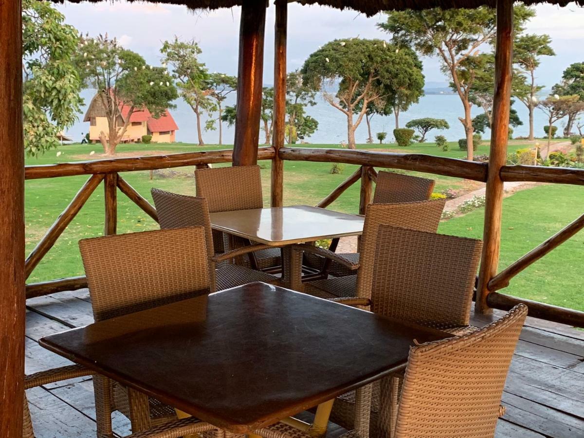 הוילה ג'ינג'ה Samuka Island Retreat מראה חיצוני תמונה
