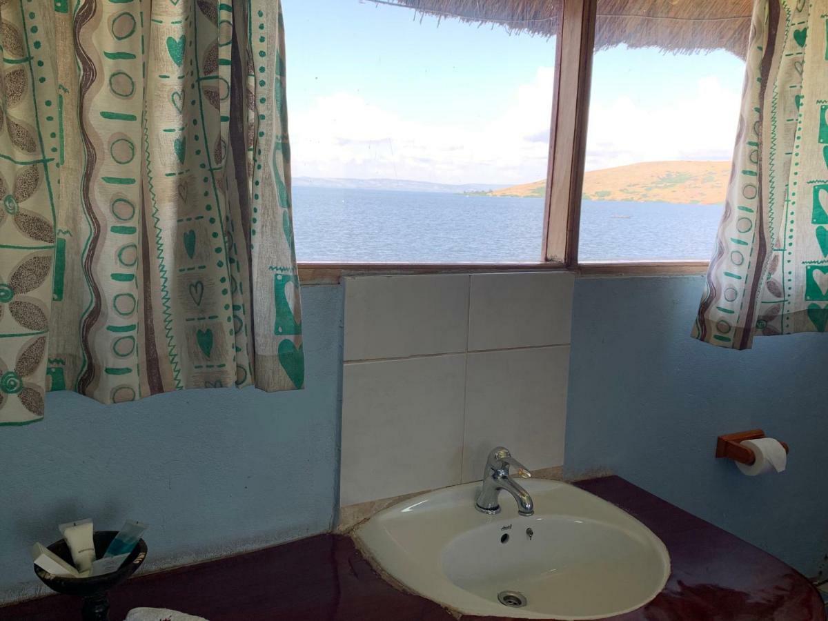 הוילה ג'ינג'ה Samuka Island Retreat מראה חיצוני תמונה