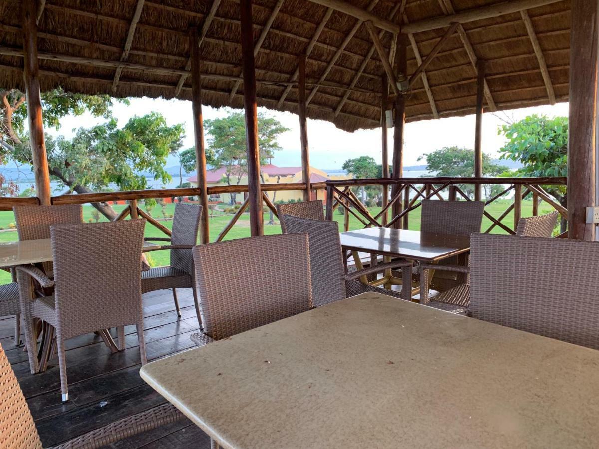 הוילה ג'ינג'ה Samuka Island Retreat מראה חיצוני תמונה